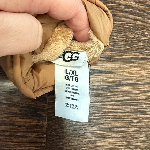 UGG AW UGGfluff Mitten - Picture 4 of 7